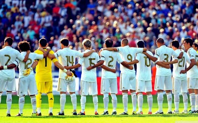 华体会动态-科尔直言联盟在捧新星打压老将